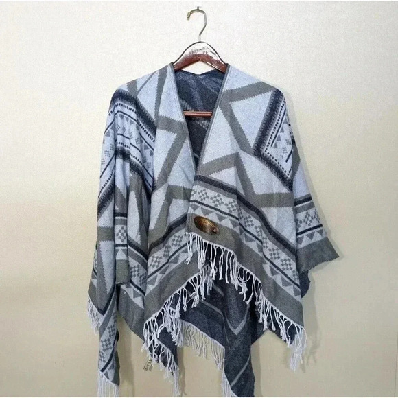 Superdry Blue Kaya Shawl Boho Cape Knit Blanket Poncho Fringe Southwest Aztec - Picture 1 of 5